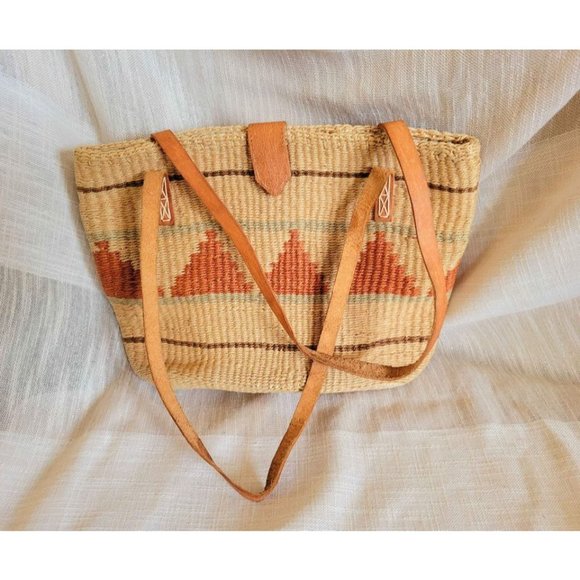 Vintage Woven Jute + Leather Handbag - Picture 12 of 16